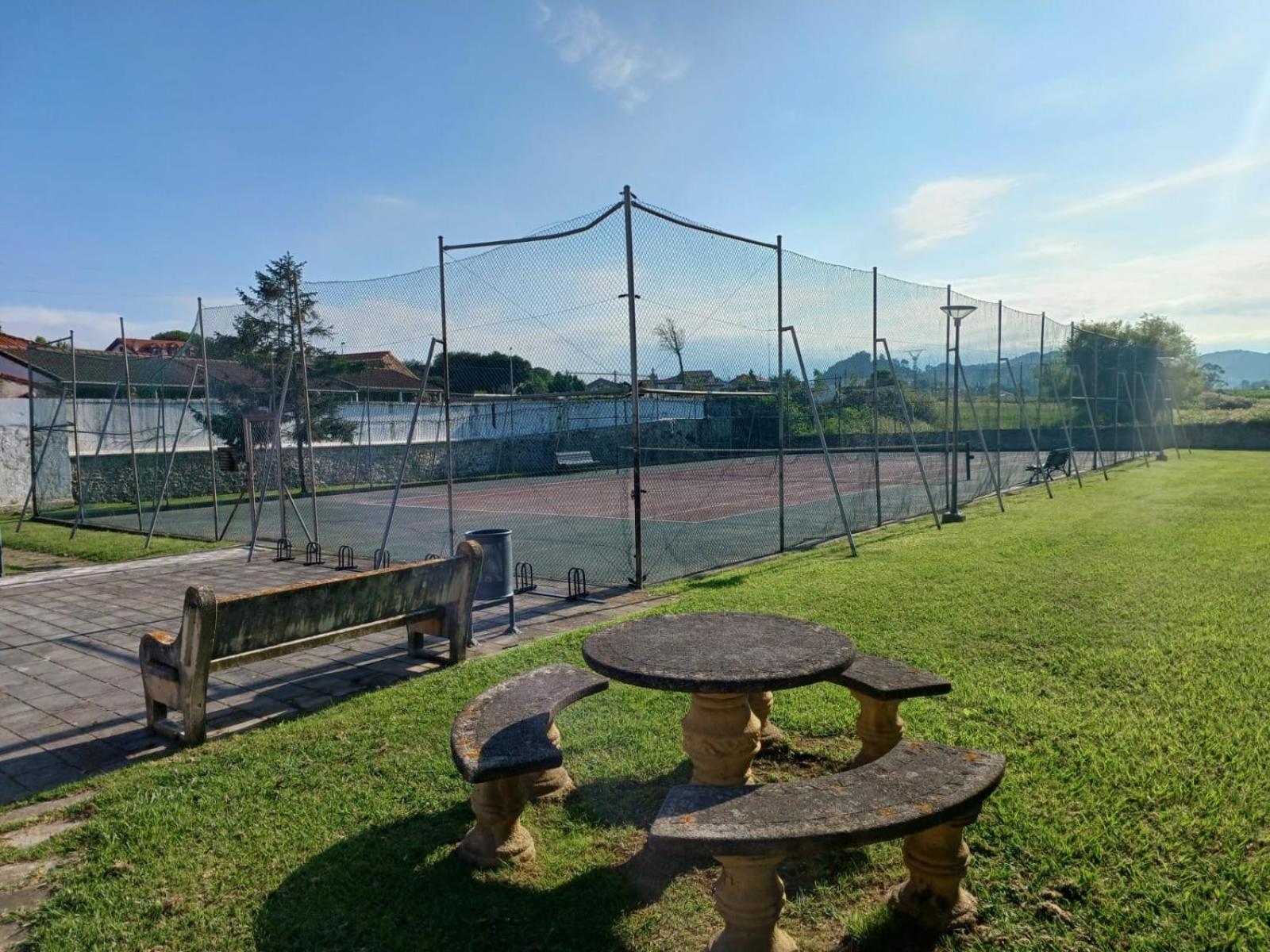 Casa Grande Con Jardin Villa Santa Cruz De Bezana Eksteriør billede